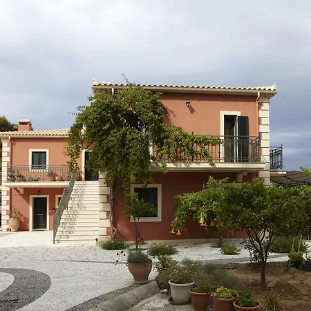 Avra Private Apartment *