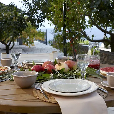 Avra Private Apartment *