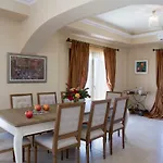 Apartment Avra Private *